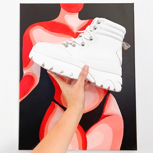 Steve Madden Husky platform white boots - Picture 2 of 4